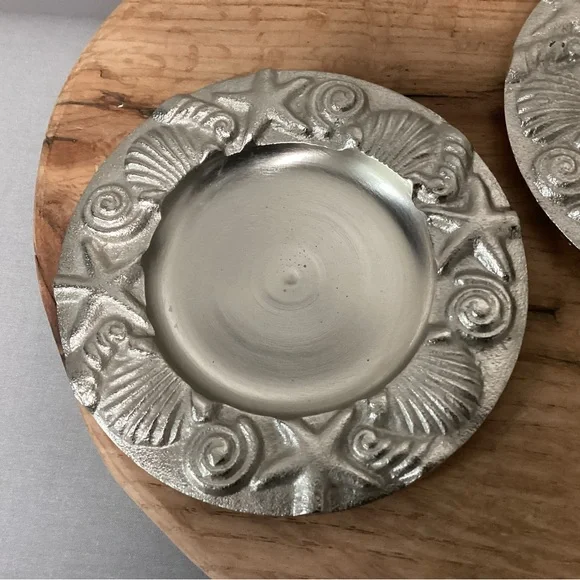 ⚫️ Pair of Sanibel Shores Pewter / Aluminum Crafted Candle Holders - Decor - Picture 6 of 16